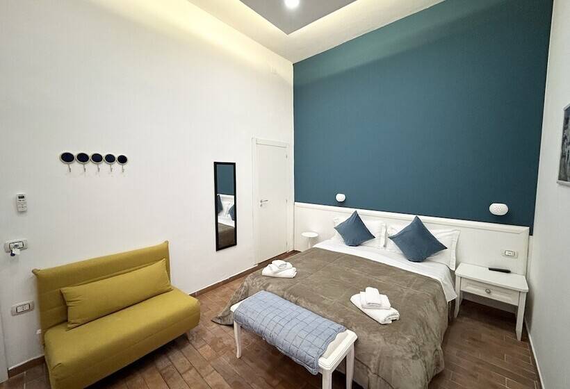 پانسیون Queen 20   Privates Duomo