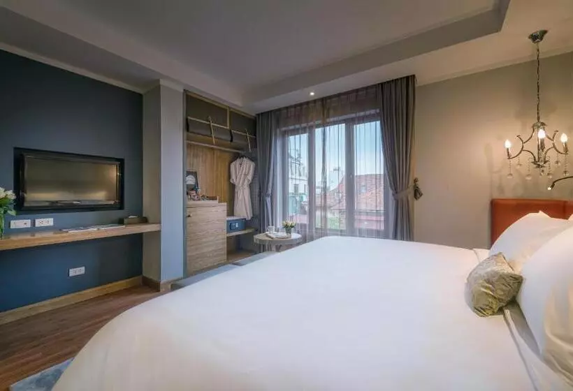 Bespoke Trendy Hotel Hanoi