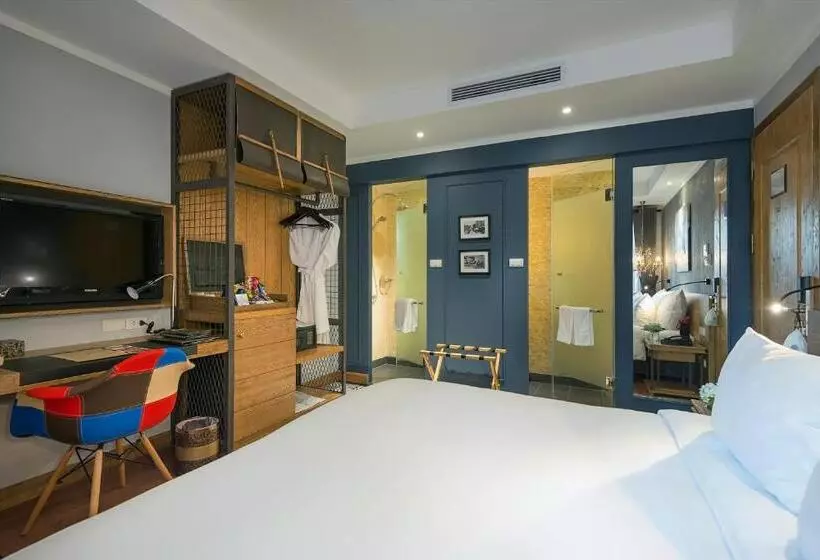 Bespoke Trendy Hotel Hanoi