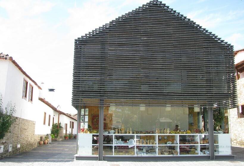 فندق A. Montesinho Turismo