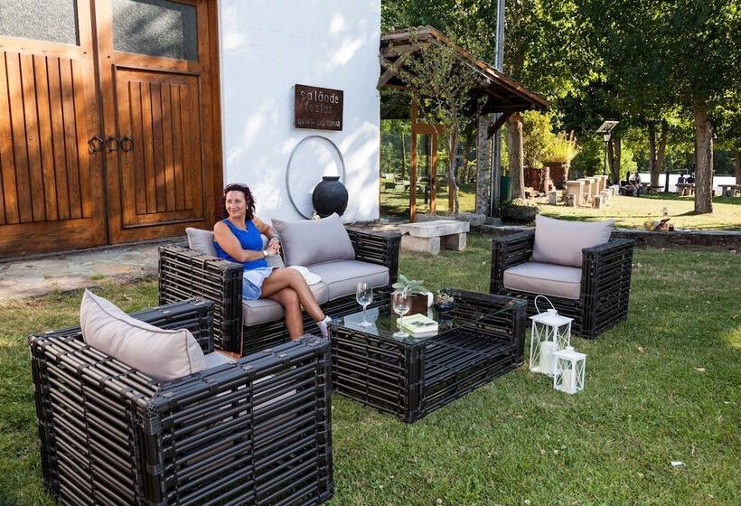 فندق A. Montesinho Turismo