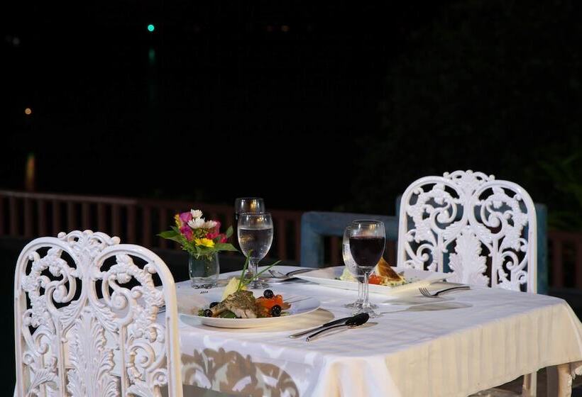 فندق Arawan Krabi Beach Resort