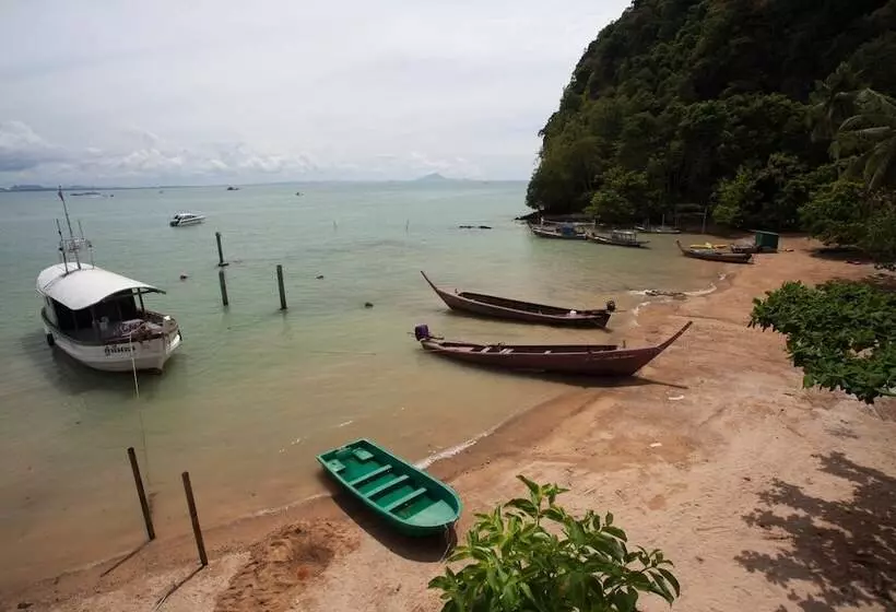 호텔 Arawan Krabi Beach Resort