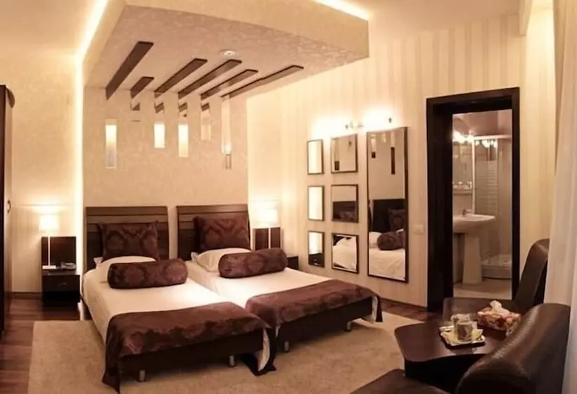 Отель Belvedere