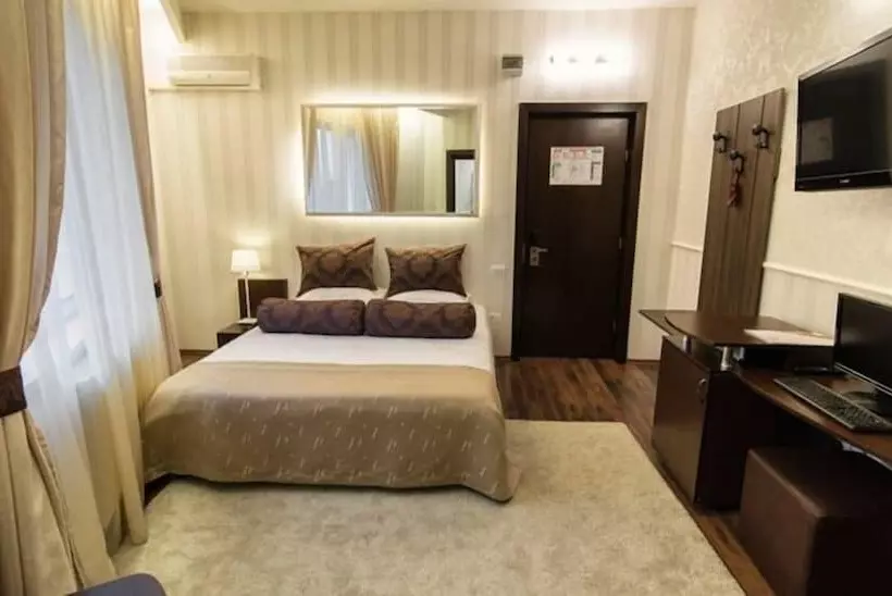 Отель Belvedere