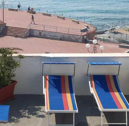 ホテル Della Punta