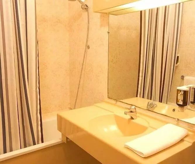 Отель Hôtel Côté Ventoux