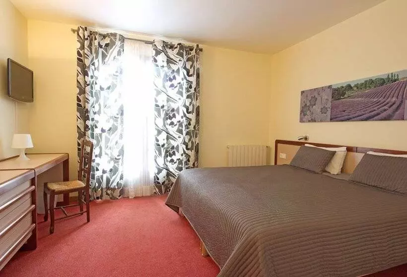 Отель Hôtel Côté Ventoux