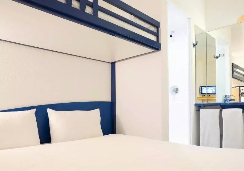هتل Ibis Budget Rennes Route De Saint Malo