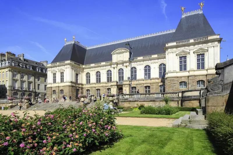 هتل Ibis Budget Rennes Route De Saint Malo