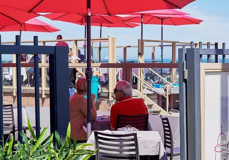 호텔 La Cremaillere Hôtel Restaurant