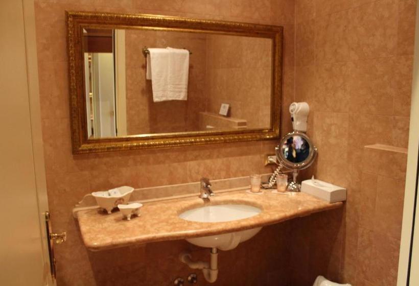 酒店 La Dolce Vita