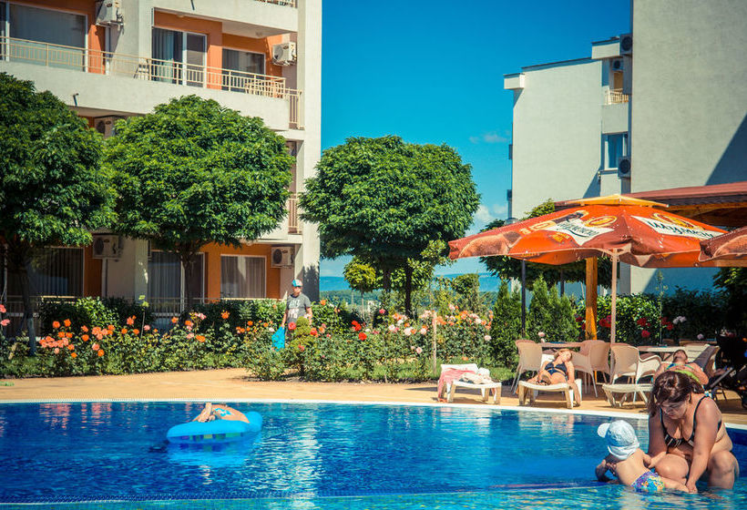 فندق Nessebar Fort Club