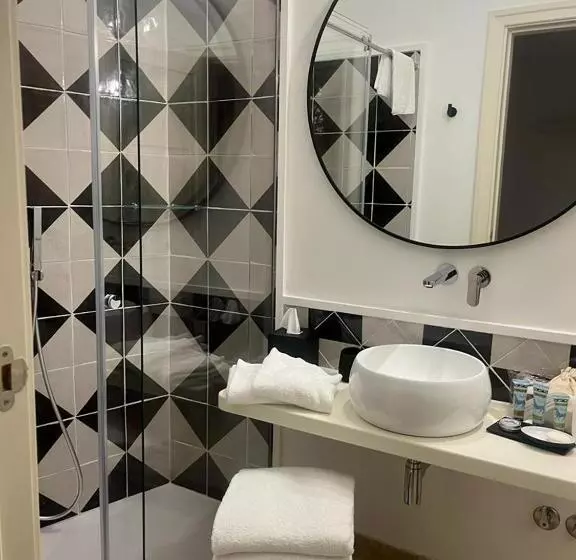 هتل Orsa Maggiore