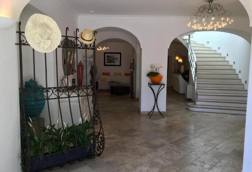 هتل Orsa Maggiore