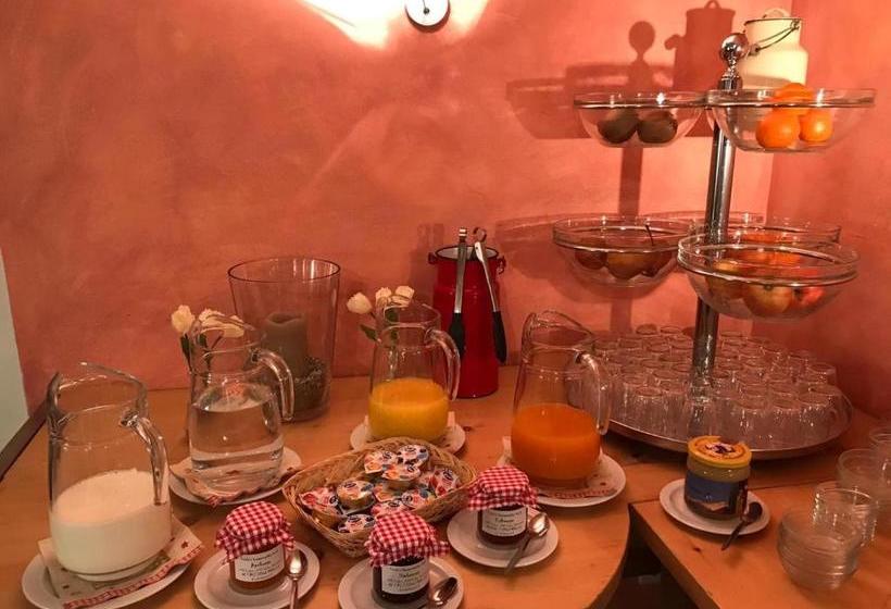 בית מלון כפרי Palazzo Mysanus Samedan