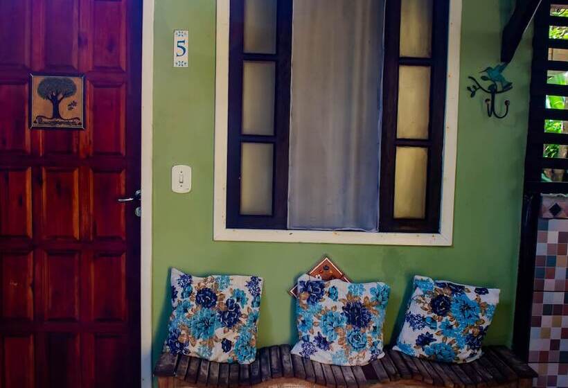 هتل Chalé Ouro Verde