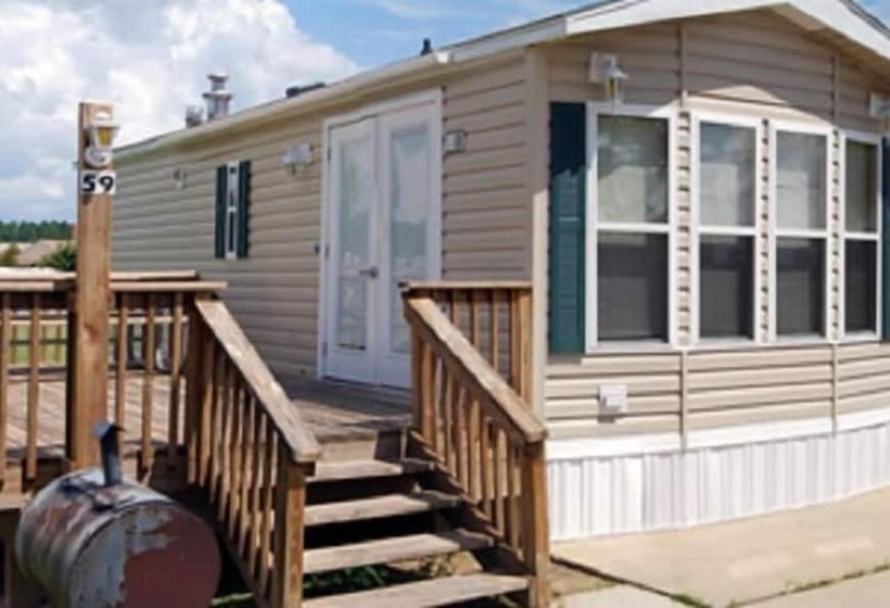 호텔 Red Shoes Rv Park