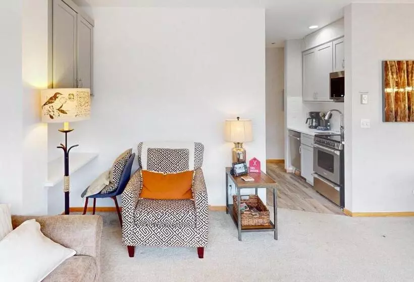 ホテル River Bank Lodge