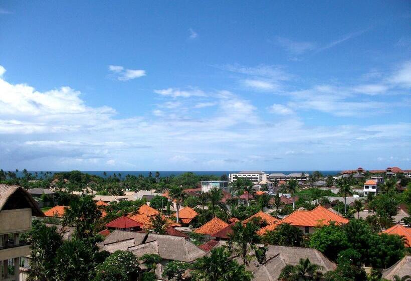 ホテル Cross Paasha Bali Seminyak