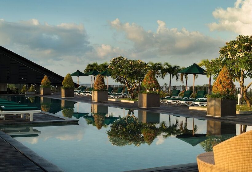 ホテル Cross Paasha Bali Seminyak