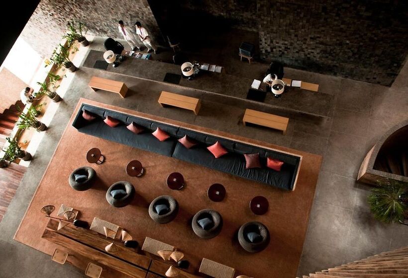 ホテル Cross Paasha Bali Seminyak