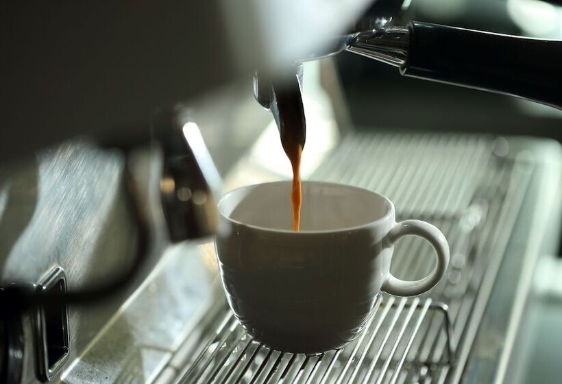 ホテル Cross Paasha Bali Seminyak