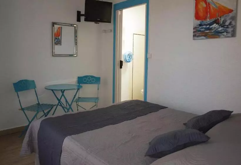 Hôtel Restaurant   Villa Les Sirènes