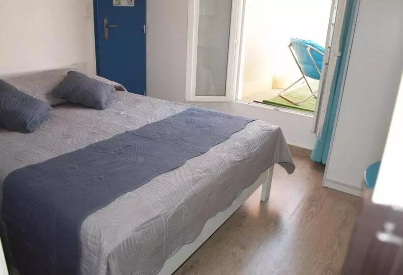 Hôtel Restaurant   Villa Les Sirènes