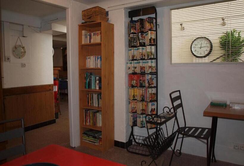 Hôtel Restaurant   Villa Les Sirènes