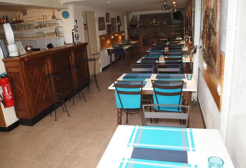 Hôtel Restaurant   Villa Les Sirènes