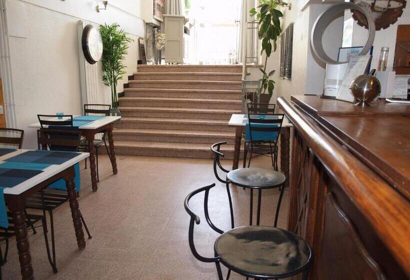 Hôtel Restaurant   Villa Les Sirènes