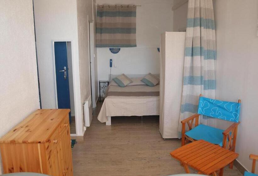 Hôtel Restaurant   Villa Les Sirènes