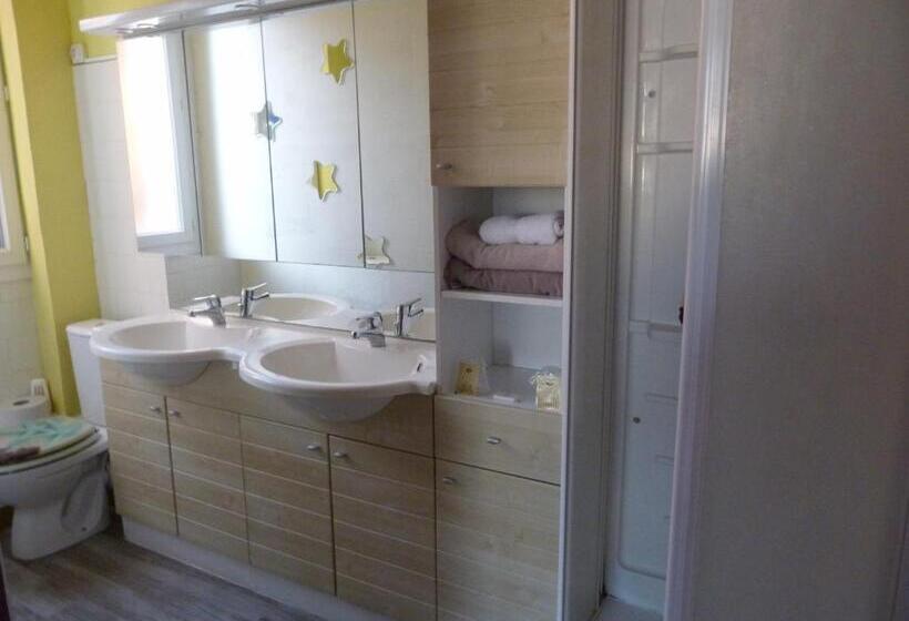 Hôtel Restaurant   Villa Les Sirènes