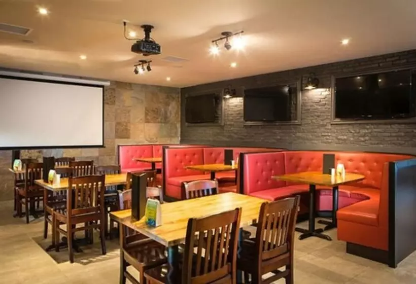 汽车旅馆 Brunswick Parry Sound