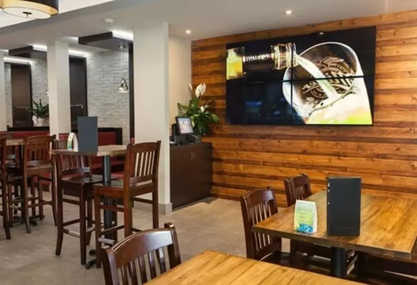 汽车旅馆 Brunswick Parry Sound