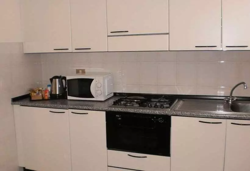 اقامتگاه Rta Le Corti