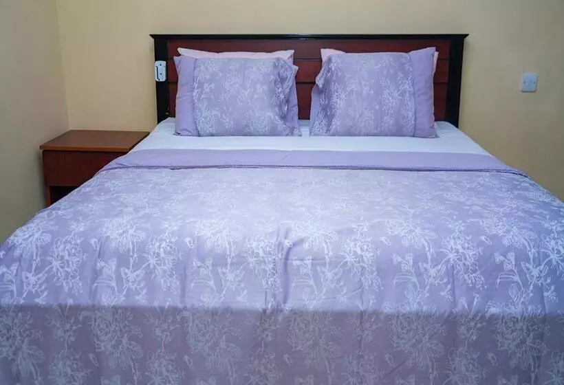 Hotelli La Viv Royal