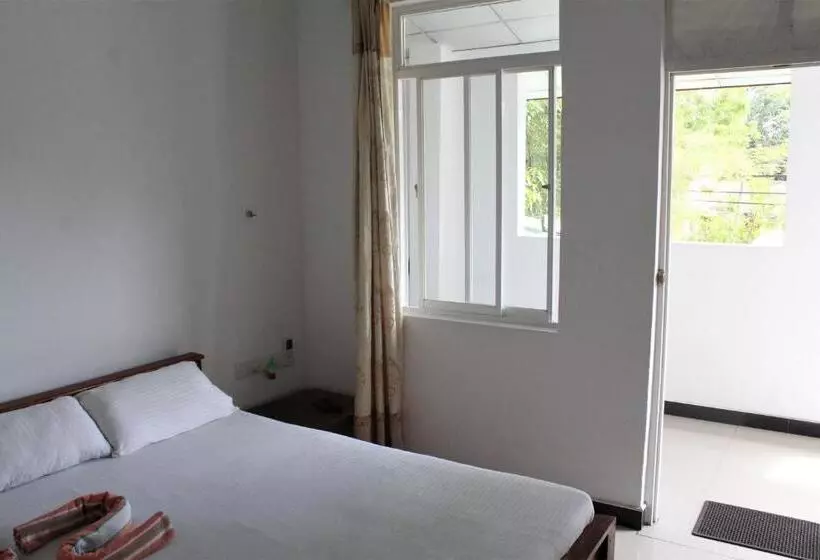 ホテル The Sisara