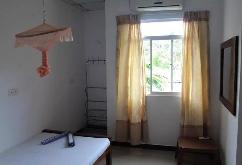 ホテル The Sisara