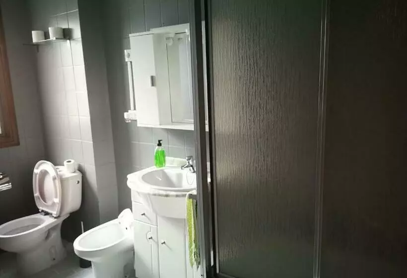 Majatalo Economico No Es 1 Hotel Check In De 15 A 18 Horas