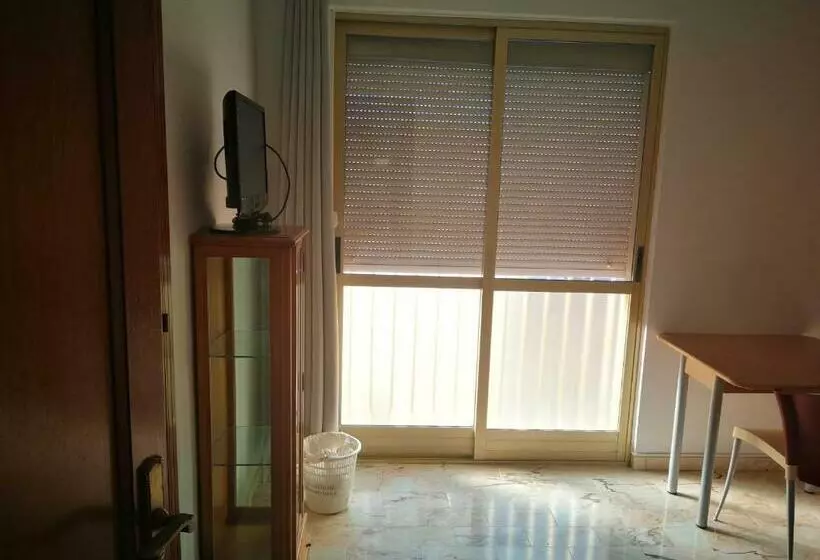 Majatalo Economico No Es 1 Hotel Check In De 15 A 18 Horas