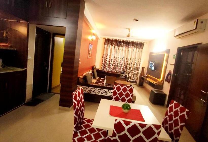 Nocleg ze śniadaniem Little Woods Family Stay On Manali Expressway