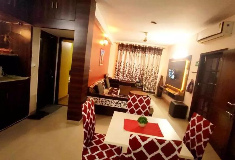 ベッドアンドブレックファースト Little Woods Family Stay On Manali Expressway