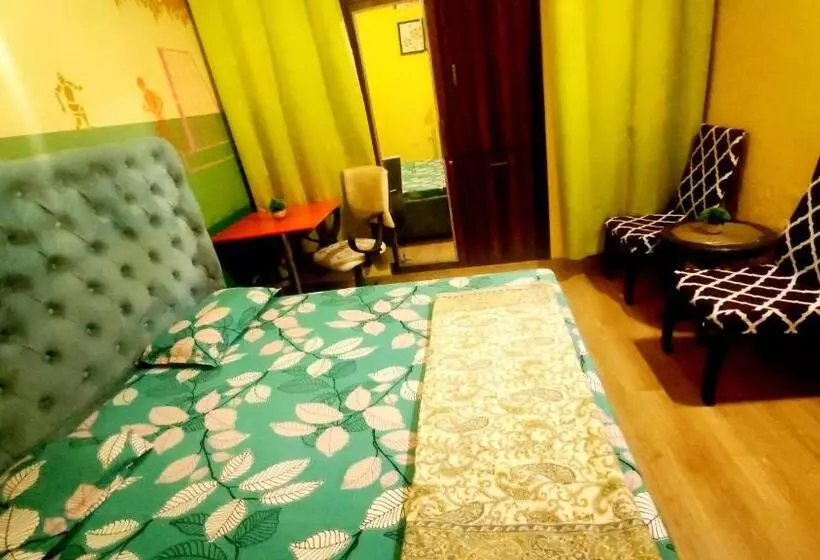ベッドアンドブレックファースト Little Woods Family Stay On Manali Expressway