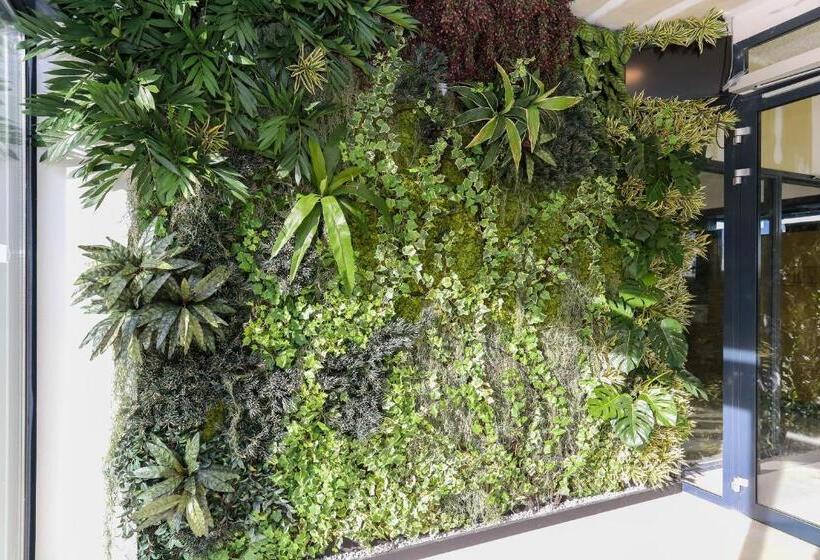 Fletcher Hotel Rotterdam Airport