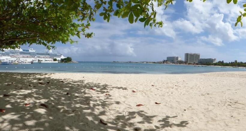 هتل Beach Studio 9