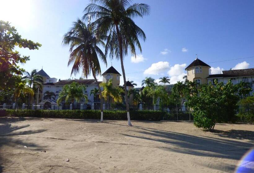 هتل Beach Studio 9