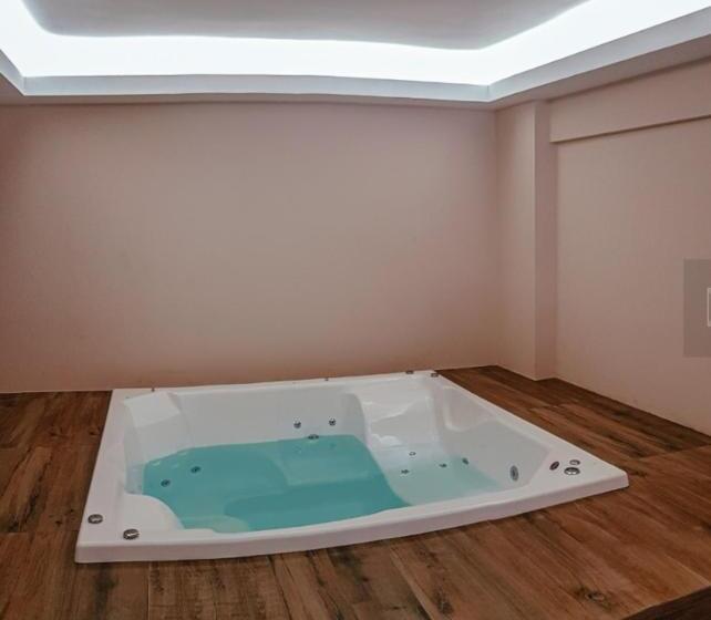 هتل Evian Thermas Residence