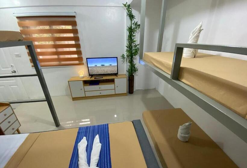 تختخواب و صبحانه Prim Travellers Inn